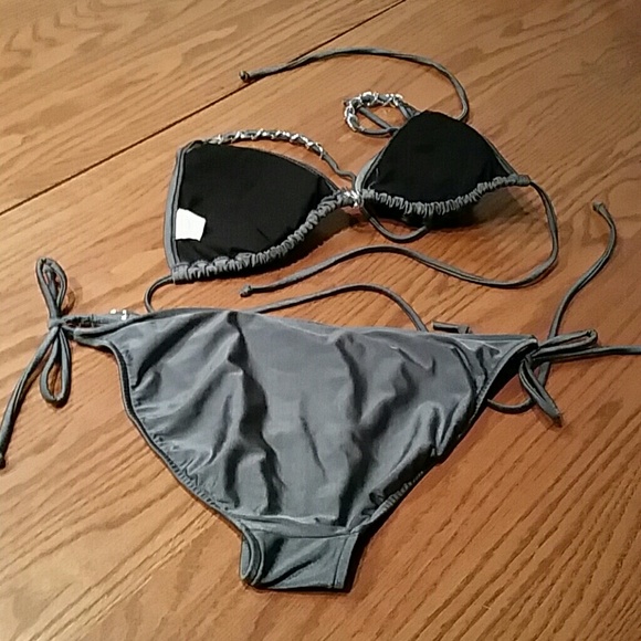 Swim suit - Picture 3 of 4